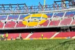 El Camp Nou ya tiene césped y en junio podría jugarse un partido... pero la reapertura depende de lo que no se ve