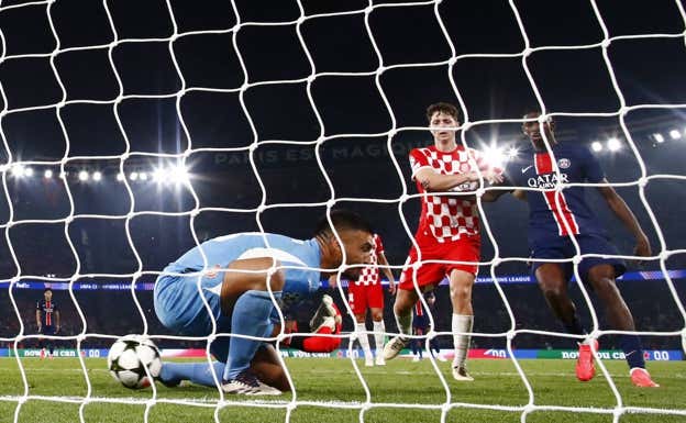 Instante del PSG - Girona de la presente edición de la Champions.  EFE