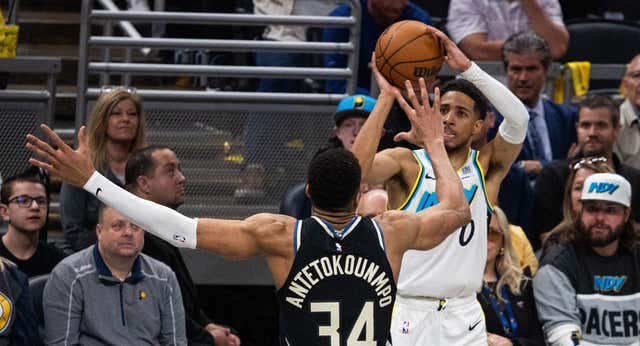 Antetokounmpo se la pega contra “el jugador más sobrevalorado de la NBA” según sus propios compañeros