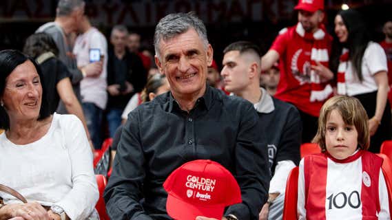 Mendilibar, este miércoles, en el primer encuentro de cuartos de Euroliga entre Olympiacos y Real Madrid/Getty Images