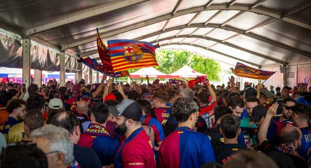 El Barça no sujeta la euforia pese al freno de Joan Laporta: «Desde Wembley 2011 no tenía la clara sensación de que ganaremos»