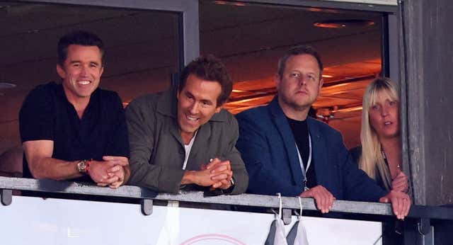 El Wrexham obra otro milagro… respaldado por dos estrellas de Hollywood: asciende a Championship y ya sueña con la Premier League