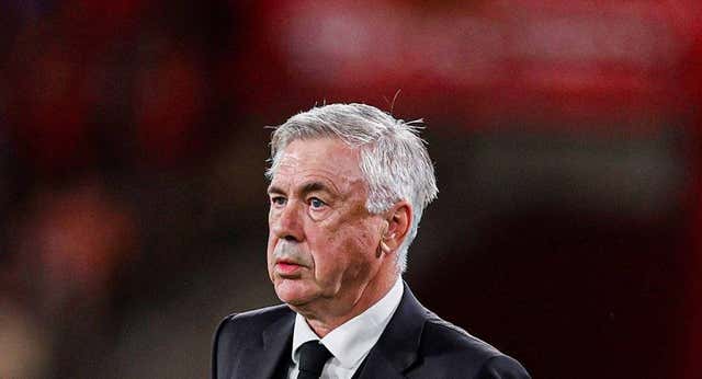 Ancelotti se niega a hablar de los árbitros y aplaza su futuro: «Puedo seguir, puedo parar… pero no se decidirá hoy»