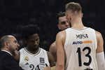 Chus Mateo manda un aviso a quienes ya dan por muerto al Real Madrid: «Hemos ido salvando finales, que a nadie se le escape»