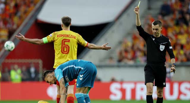 El francés Clement Turpin dirigirá el Barça-Inter