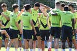 Al vestuario de la Real Sociedad le cogió por sorpresa la decisión de Imanol Alguacil: «Va a costar encontrar un entrenador así en el futuro»