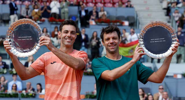 El último español ‘vivo’ salva la papeleta y conquista el Mutua Madrid Open