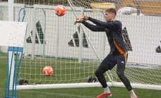 Fran González, en su verano decisivo tras las renovaciones de Lunin y Courtois, 'paga' el divorcio entre Iker Casillas y Cutropía