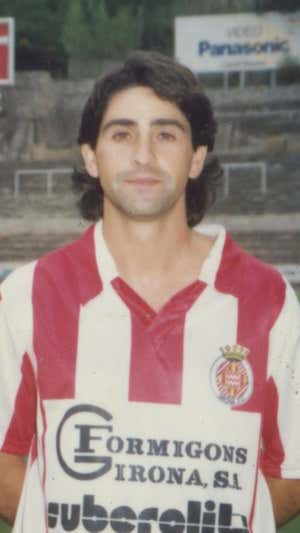 Raúl Ruiz con la camiseta del Girona.  Ajuntament de Girona / CRDI