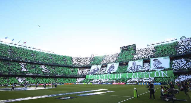 El Betis también se juega mucho dinero en el Artemio Franchi