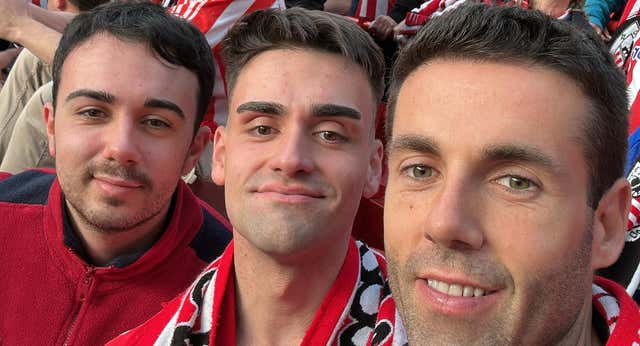 De viajar sin entrada a vivir el Manchester United – Athletic en Old Trafford junto a Markel Susaeta: “La palabra que más se escuchaba era ‘remontada’”