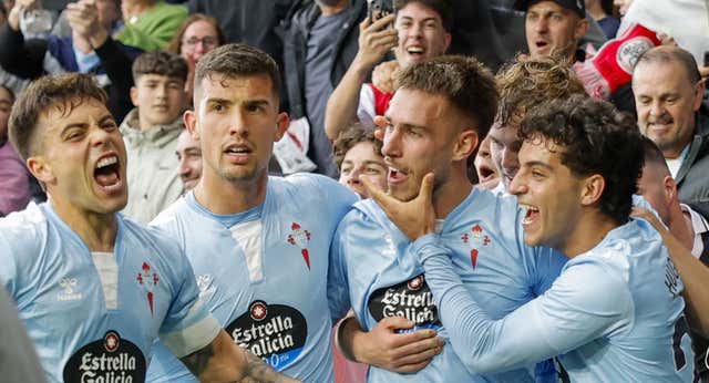 La papeleta semanal del Sevilla lo catapulta a un final de temporada de pesadilla y deja al Celta soñando por Europa