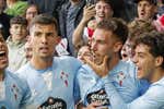 La papeleta semanal del Sevilla lo catapulta a un final de temporada de pesadilla y deja al Celta soñando por Europa