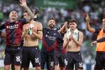El Levante de Calero asalta el Martínez Valero e incendia el ascenso directo