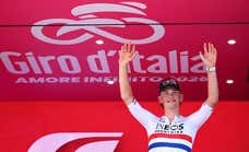 Josh Tarling gana la 'crono' del Giro y Primoz Roglic