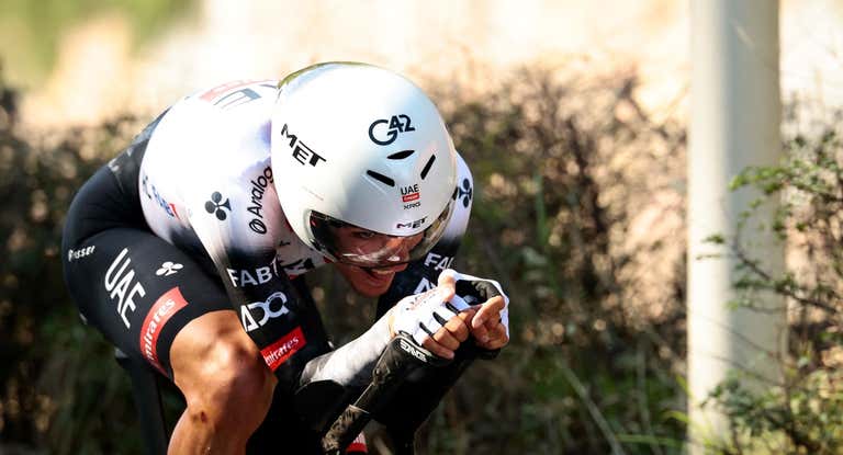 Juan Ayuso en la etapa 2 del Giro de Italia.