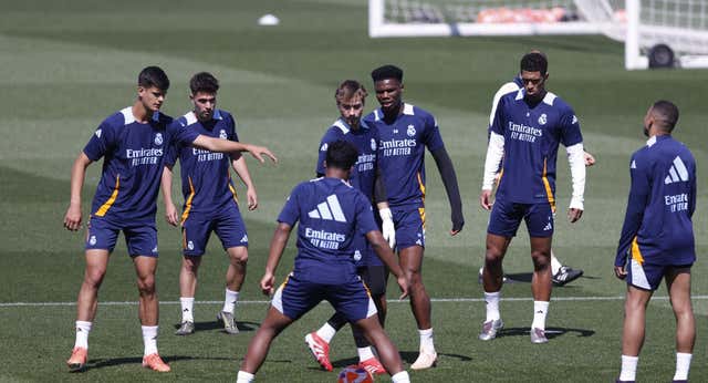 Rodrygo se queda fuera de una lista con ocho canteranos