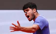 Un Alcaraz con dos caras supera a Khachanov y se planta en cuartos de Roma
