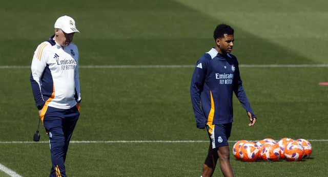Ancelotti acalla los rumores sobre el ‘caso Rodrygo’: «Se han montado muchas especulaciones, le tengo un cariño especial»