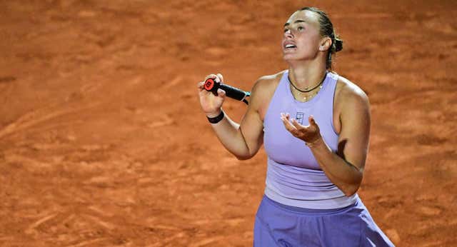 Aryna Sabalenka insulta a un aficionado que le increpaba en la grada… y acaba perdiendo en Roma