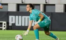 Laura Coronado, la portera a la que una terrorífica triada apartó de los focos y va recuperando el pulso: «Hay que frenarla en los entrenamientos»