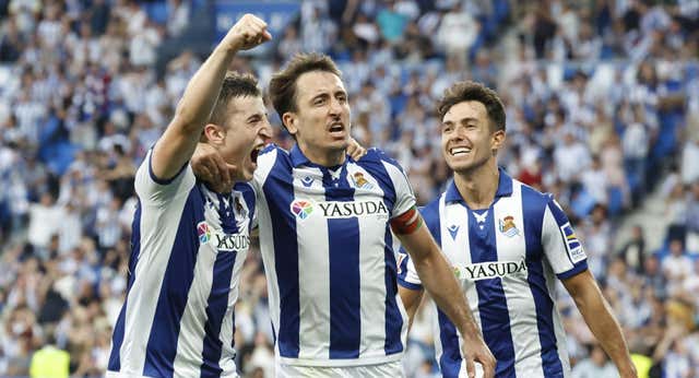 Un golazo de Mariezkurrena le da a Imanol Alguacil el adiós que se merece