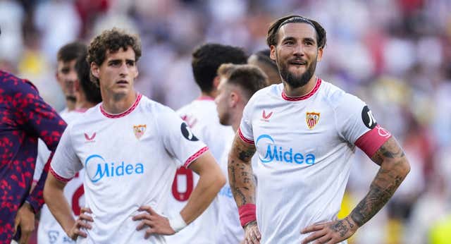 La incapacidad del Sevilla para ganar dos partidos seguidos le catapulta a la comparación con el descenso: “Veía que se nos iba”