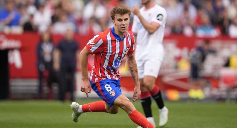 Pablo Barrios, con el Atlético.