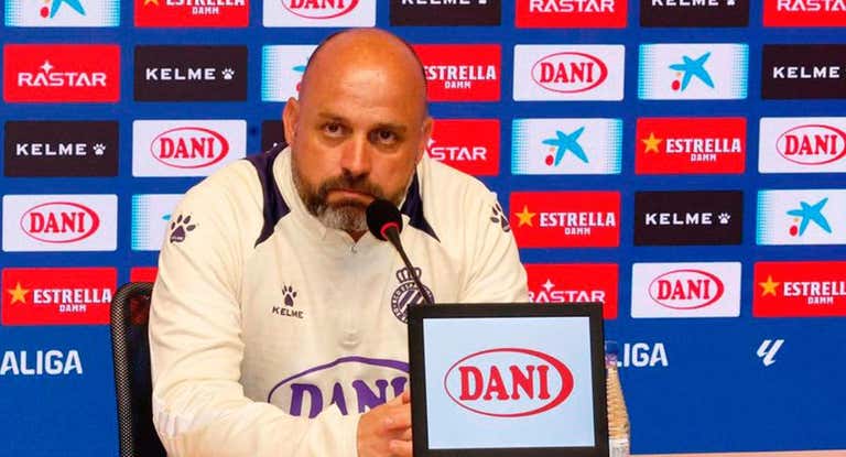 Manolo González.
