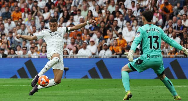 Mbappé aplica su ley y se da un homenaje en el emotivo adiós a Modric, Ancelotti y Lucas