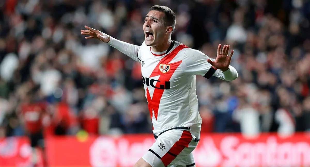 Sergi Guardiola celebra un tanto con el Rayo. /EFE