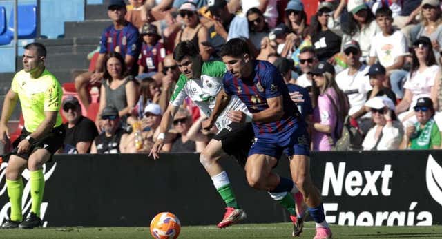 El Eldense desciende a Primera RFEF y el Zaragoza de Gabi respira con la salvación