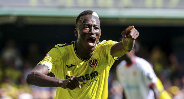 El Villarreal de Champions machaca a un pobre Sevilla fiel a su temporada