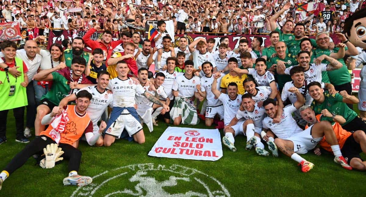 La Cultu celebra el ascenso a Segunda.
