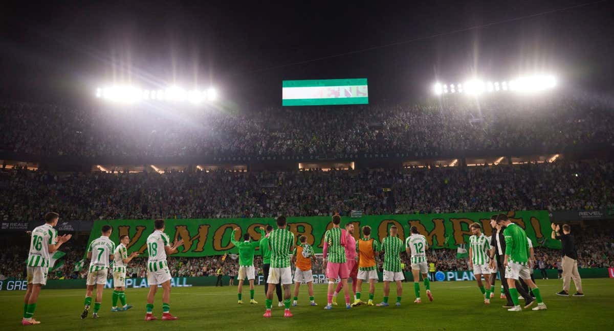 El Betis tras la última jornada de liga./RBB