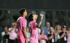 Messi calienta para el Mundial de clubes con dos golazos para aumentar su legado